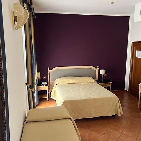 Hotel Bologna Firenze Eksteriør billede